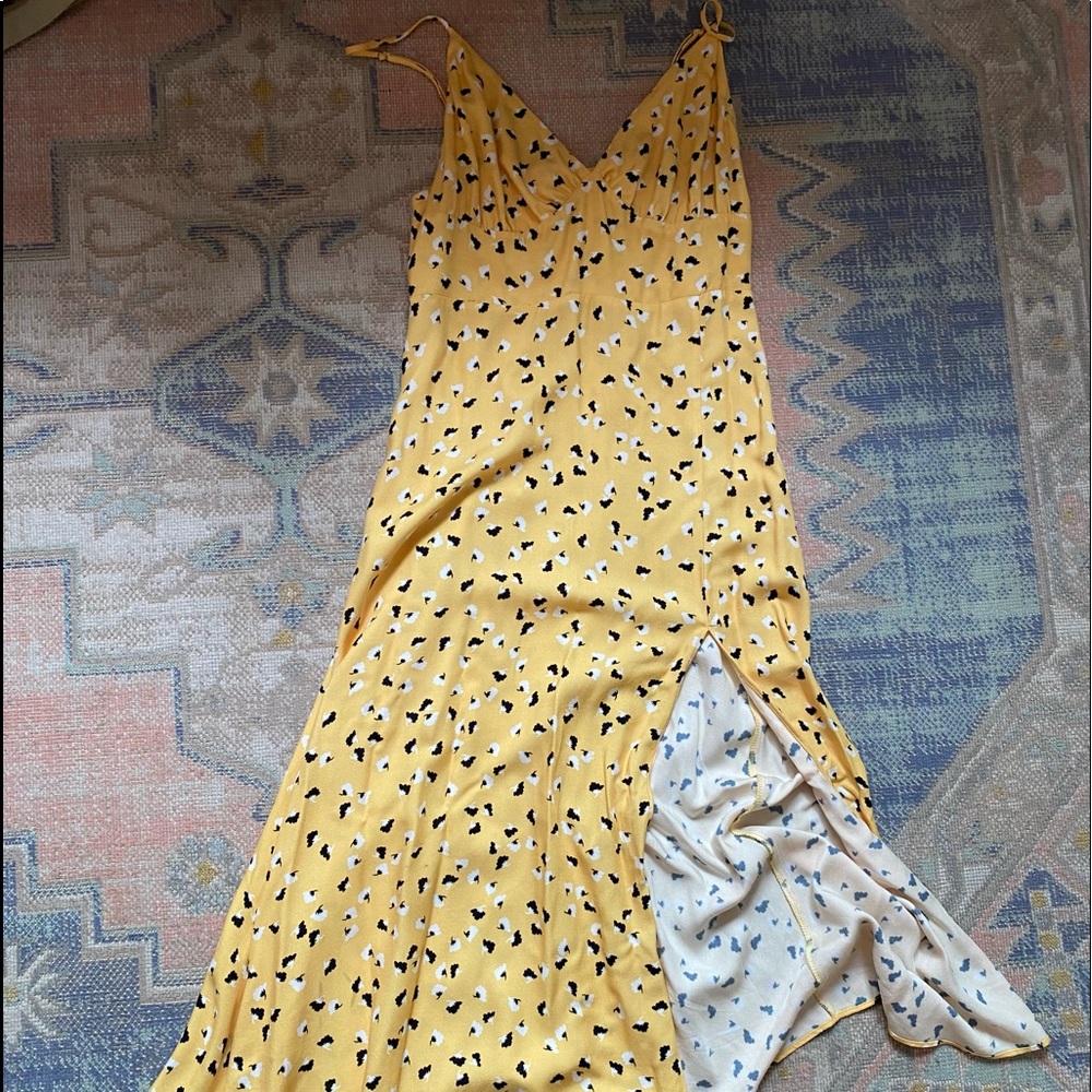 Cute Yellow Summer Sun Dress Slit spaghetti straps midi floral pattern